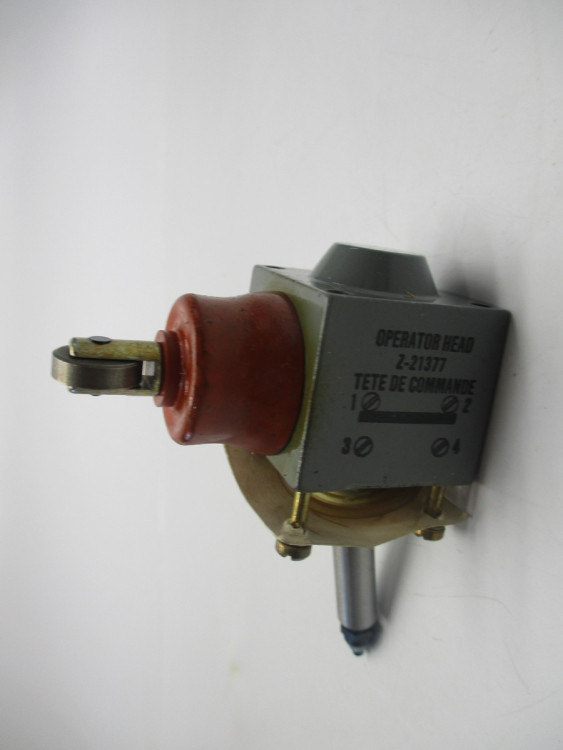 ALLEN BRADLEY Z-21377 ASSEMBLY,OPERATING HEAD FOR LIMIT SWITCH