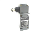 ALLEN BRADLEY 802T-ALUW5 SWITCH,LIMIT 600V AC MAX 5 AMP MAX