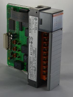 ALLEN BRADLEY 1746-OX8 (8) ISOLATED RELAY OUTPUT - 5-250V AC, 5-125V DC FOR PROGRAMMABLE CONTROLLER