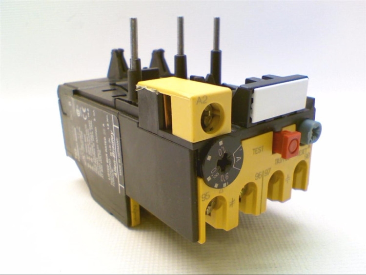 ALLEN BRADLEY 193-BSA90-OLD OVERLOAD RELAY .6 -.9AMP OLD STYLE