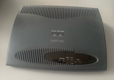 Cisco 1600 Series IOS IP/IPX/AT/IBM PLUS