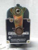 ALLEN BRADLEY 801-ASC27 LIMIT SWITCHES, GENERAL PURPOSE, GEHAEUSE NEMA TYPE 1, SNAP ACTION SPRING RETURN, ROLLER, FIGURE 5, 22.25 N, 25DEG TRAVEL TO OPERATE, 15DEG OVER TRAVEL