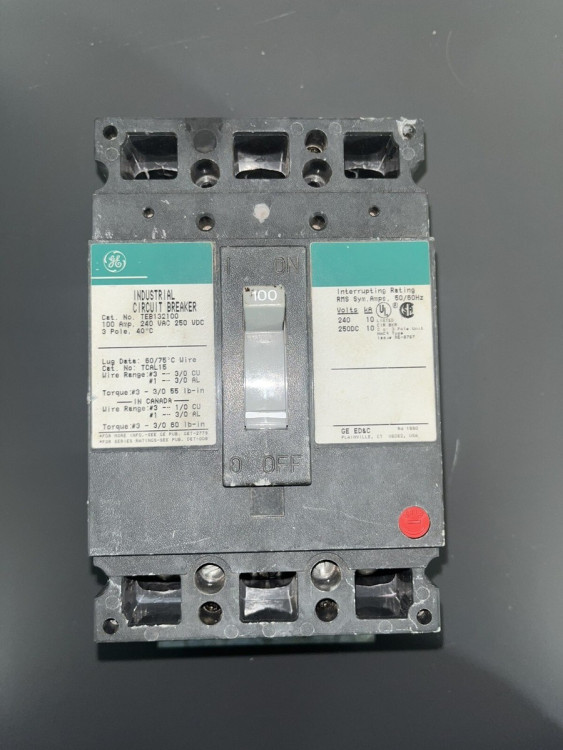 GENERAL ELECTRIC TEB132100 CIRCUIT BREAKER 100AMP 3POLE 240VAC 250VDC GENERAL ELECTRIC TEB132100 CIRCUIT BREAKER 100AMP 3POLE 240VAC 250VDC