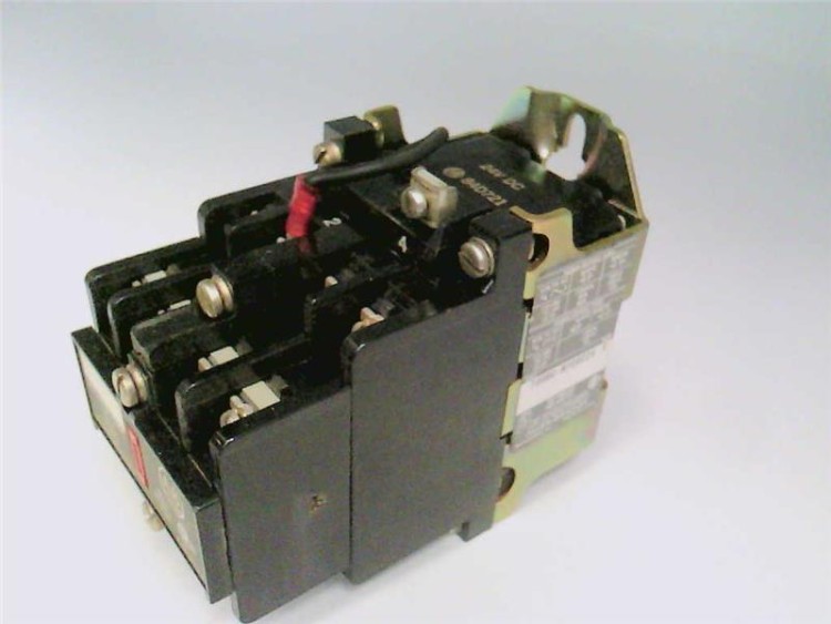 ALLEN BRADLEY 700DC-N700Z24 RELAY CONTACTOR-DC .55AMP 250VDC