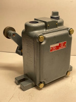 ALLEN BRADLEY 801-ASC2726 SWITCH,LIMIT 120V/6 A - 600V/1.2 A