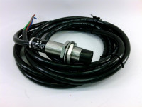 ALLEN BRADLEY 871T-H8B18 PROXIMITY SWITCH 20-132VAC 45-65HZ NC 5-500MA