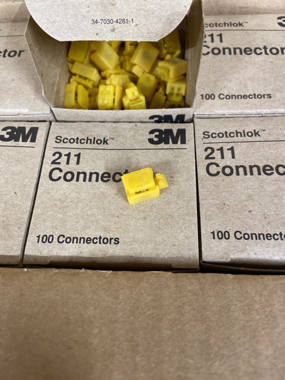 3M 211-bx 19-26 AWG TRIM-OUT CONNECTOR 3M 211-bx 19-26 AWG TRIM-OUT CONNECTOR