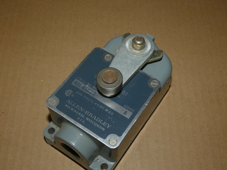 ALLEN BRADLEY 801-ASC29 LIMIT SWITCHES, GENERAL PURPOSE, GEHAEUSE NEMA TYPE 1, SNAP ACTION SPRING RETURN, ROLLER, FIGURE 6, 17.8 N, 25DEG TRAVEL TO OPERATE, 15DEG OVER TRAVEL ALLEN BRADLEY 801-ASC29 LIMIT SWITCHES, GENERAL PURPOSE, GEHAEUSE NEMA TYPE 1, SNAP ACTION SPRING RETURN, ROLLER, FIGURE 6, 17.8 N, 25DEG TRAVEL TO OPERATE, 15DEG OVER TRAVEL