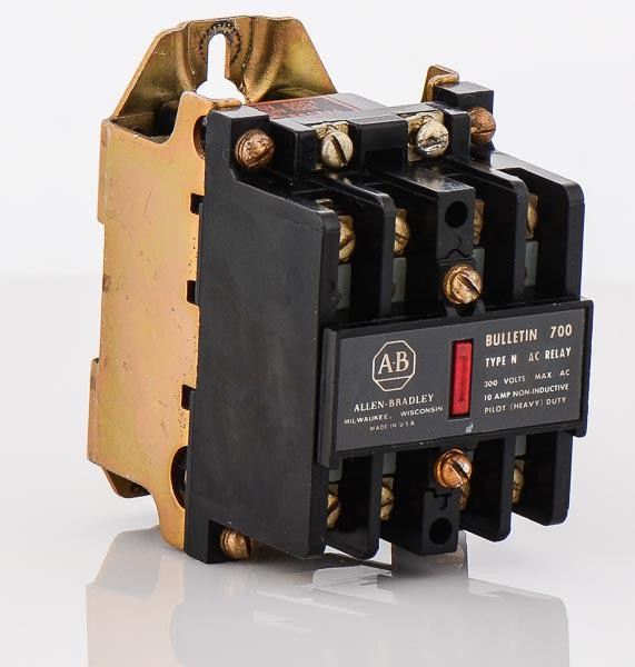 ALLEN BRADLEY 700-200A1 INDUSTRIAL RELAY 300VAC 10AMP MAX ALLEN BRADLEY 700-200A1 INDUSTRIAL RELAY 300VAC 10AMP MAX
