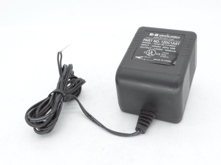 POWER SUPPLY 120VAC IN 12VDC OUT POWER SUPPLY 120VAC IN 12VDC OUT