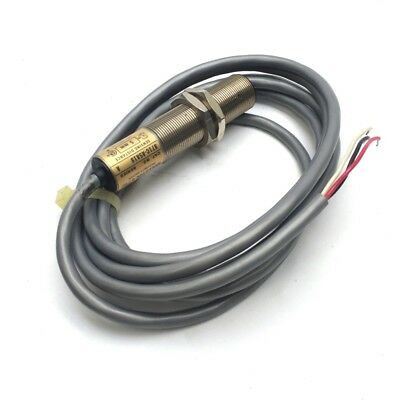 ALLEN BRADLEY 871C-J5A18 PROXIMITY SWITCH 10-30VDC ALLEN BRADLEY 871C-J5A18 PROXIMITY SWITCH 10-30VDC
