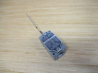 ALLEN BRADLEY 802T-CW SWITCH,LIMIT 600V AC MAX 10 AMP MAX