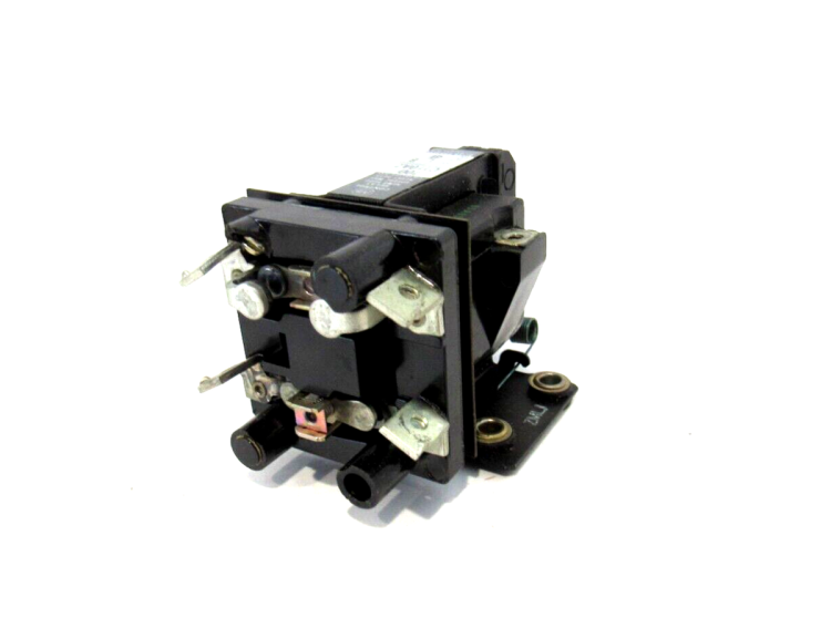 ALLEN BRADLEY 700-BA110A2 RELAY INDUSTRIAL 600VAC 10AMP ALLEN BRADLEY 700-BA110A2 RELAY INDUSTRIAL 600VAC 10AMP