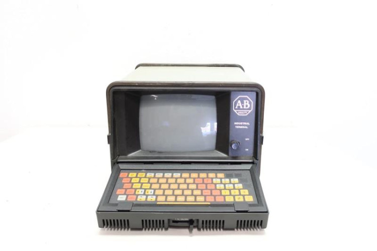 ALLEN BRADLEY 1770-T3 INDUSTRIAL TERMINAL W/FL KEYBOARD W/3 OVERLAYS