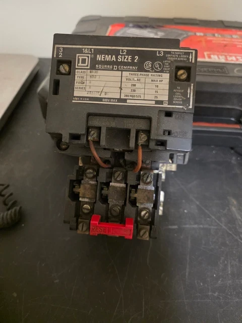 ALLEN BRADLEY 140M-C2E-B10 CIRCUIT BREAKER FOR MOTOR PROTECTION MPCB, SCREW TERMINALS, C-FRAME, 3 POLE, IE 1.0A, NORMAL BREAK, FIXED MAGNETIC TRIP 13 X IE / ADJUSTABLE THERMAL, 0.63.1.0A, SINGLE PACK ALLEN BRADLEY 140M-C2E-B10 CIRCUIT BREAKER FOR MOTOR PROTECTION MPCB, SCREW TERMINALS, C-FRAME, 3 POLE, IE 1.0A, NORMAL BREAK, FIXED MAGNETIC TRIP 13 X IE / ADJUSTABLE THERMAL, 0.63.1.0A, SINGLE PACK