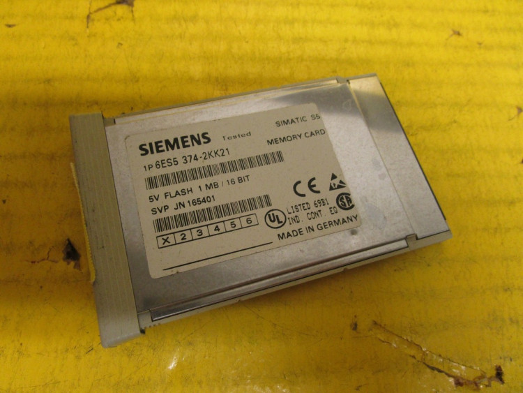 SIEMENS 6ES5-374-2KK21 MEMORY MODULE S5 1MB 5V FLASH LONG TYPE SIEMENS 6ES5-374-2KK21 MEMORY MODULE S5 1MB 5V FLASH LONG TYPE