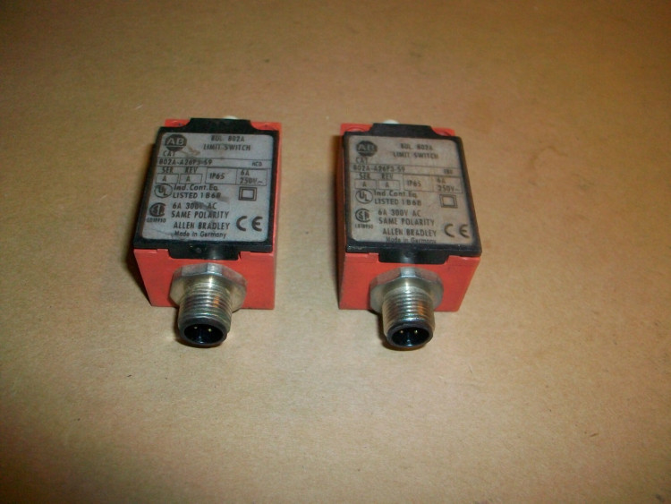 ALLEN BRADLEY 802A-A26P3-S9 SWITCH, LIMIT 240V AC MAX 10 AMP MAX