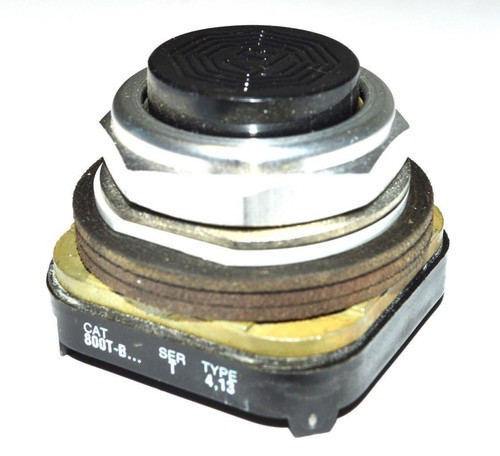 ALLEN BRADLEY 70A05 COIL 110V/25HZ 2-3-4POLE SIZE0 SERIES K 702-717