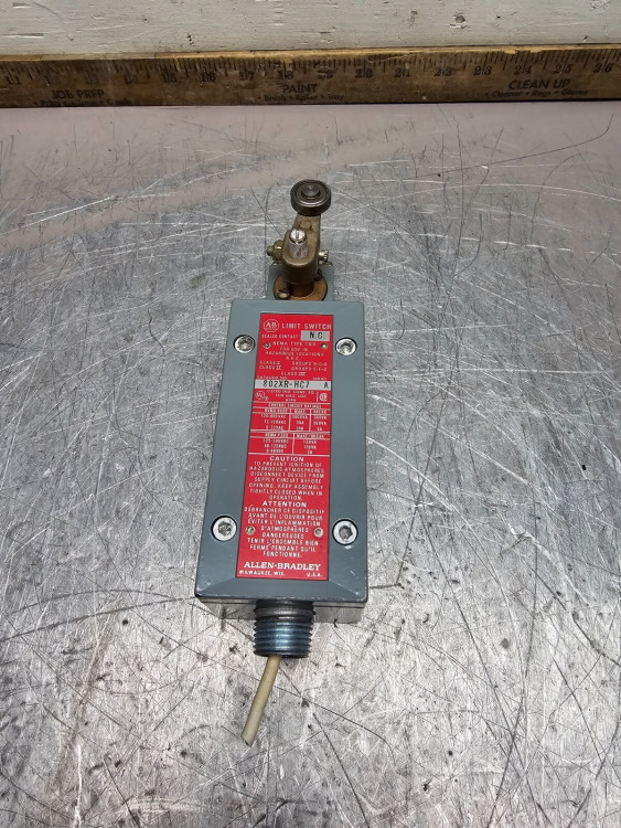 ALLEN BRADLEY 802XR-HC7 LIMIT SWITCHES, LEVER TYPE, SPRING RETURN, SEALED CONTACT, CLOCKWISE OR COUNTERCLOCKWISE, TRAVEL TO OPERATE 7 DEG, TRAVEL TO RESET 35 DEG, TORQUE TO OPERATE 0.51 NM, NC ALLEN BRADLEY 802XR-HC7 LIMIT SWITCHES, LEVER TYPE, SPRING RETURN, SEALED CONTACT, CLOCKWISE OR COUNTERCLOCKWISE, TRAVEL TO OPERATE 7 DEG, TRAVEL TO RESET 35 DEG, TORQUE TO OPERATE 0.51 NM, NC