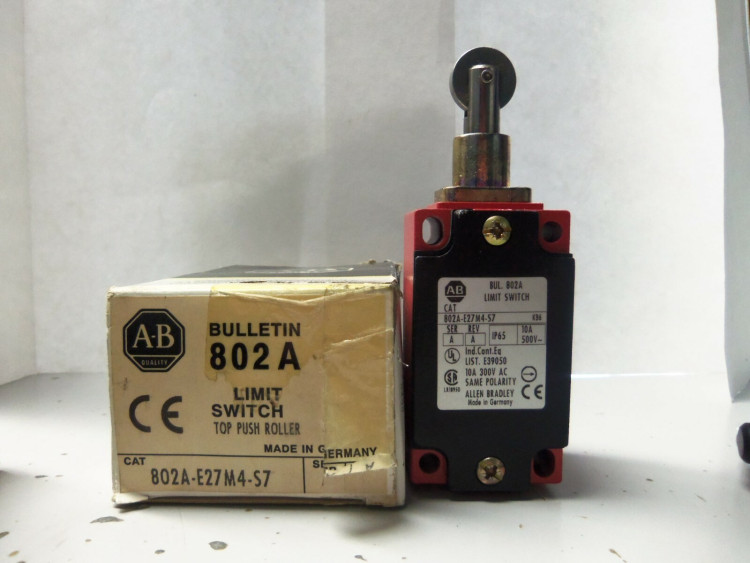 ALLEN BRADLEY 802A-E27M4-S7 SWITCH, LIMIT 600V AC MAX 10 AMP MAX