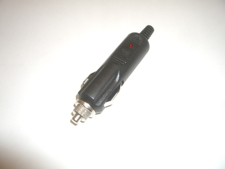 PLUG AUTO PWR BLACK W/LED IND 3AMP 12V PLUG AUTO PWR BLACK W/LED IND 3AMP 12V