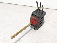 ABB OT32E3S DISCONNECT SWITCH 40AMP 3POLE 600VAC W/HANDLE