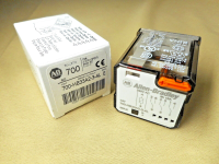 ALLEN BRADLEY 700-HB33A2-3-4L GENERAL PURPOSE RELAY, 15A CONTACT, 3-POLE DOUBLE THROW, 240V 50/60HZ, PUSH-TO-TEST & MANUAL OVERRIDE FUNCTION, PILOT LIGHT, SINGLE PACK