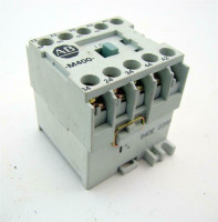 ALLEN BRADLEY 700DC-M400Z2 RELAY 16AMP 500V