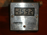 AMETEK DT8320 THERMOMETER
