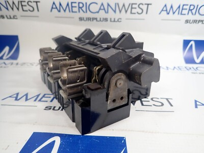 ALLEN BRADLEY 40021-561-02 SWITCH,DISCONNECT FOR STARTER ALLEN BRADLEY 40021-561-02 SWITCH,DISCONNECT FOR STARTER
