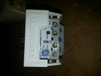ALLEN BRADLEY 592-A5ET SMP-1 SOLID-STATE OLR, 3 PHASE, AUTOMATIC / MANUAL RESET, 1.6-5.0A, CLASS 20