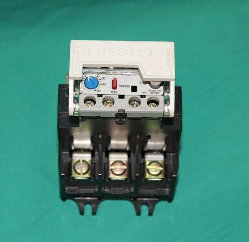 ALLEN BRADLEY 592P-A1HT SMP-1 SOLID-STATE OVERLOAD RELAY, 3 PHASE, 12-38A, CLASS 10, MANUAL RESET ALLEN BRADLEY 592P-A1HT SMP-1 SOLID-STATE OVERLOAD RELAY, 3 PHASE, 12-38A, CLASS 10, MANUAL RESET