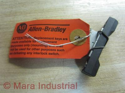 ALLEN BRADLEY 802FSKZ KEY SAFETY INTERLOCK SWITCH METAL ALLEN BRADLEY 802FSKZ KEY SAFETY INTERLOCK SWITCH METAL