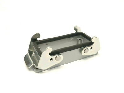 AMPHENOL C146-10F016-001-1 BULKHEAD HOUSING, ALUMINIUM ALLOY; ACCESSORY TYPE:BULKHEAD HOUSING; FOR USE WITH:C146 RECTANGULAR CIRCULAR CONNECTORS; CONNECTOR BODY MATERIAL:ALUMINI