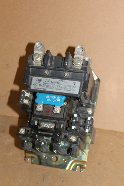 ALLEN BRADLEY 500-COD-920 NEMA AC CONTACTOR,MOTOR LOADS,TOP WIRING,SIZE 2 ALLEN BRADLEY 500-COD-920 NEMA AC CONTACTOR,MOTOR LOADS,TOP WIRING,SIZE 2