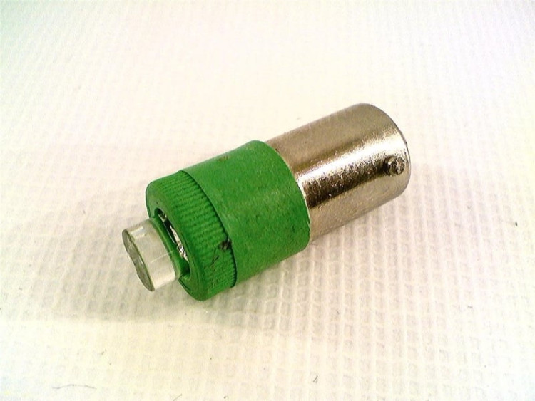 ALLEN BRADLEY 800E-2DLT5GX11 PILOT LIGHT PUSH TO TEST 120VAC/DC GREEN W/1NO&1NC