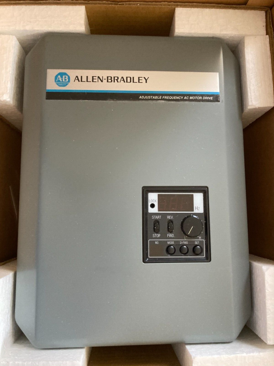 ALLEN BRADLEY 1333-CAA DRIVE AC 22/17AMP 230VAC 5HP 3PH NEMA1