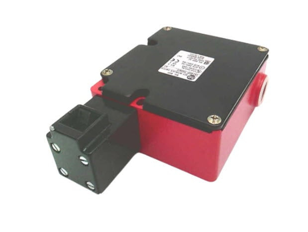 ALLEN BRADLEY 802F-TE60M11 INTERLOCK SWITCH KEY 120VAC ALLEN BRADLEY 802F-TE60M11 INTERLOCK SWITCH KEY 120VAC