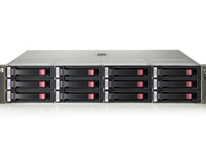 HP StorageWorks P2000 SAS Storage SAN 24 x 450GB 10K 6Gb/s SAS /