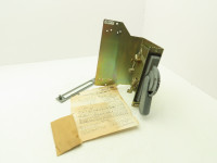 ALLEN BRADLEY 1494D-N2 OPERATOR MECHANISM FOR CIRCUIT BREAKER