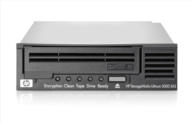 HP Ultrium 3000 SAS Tape Drive, Int. (Ultr.1,5/3TB; incl. HP Data Prot. Expr. SSE; 1data ctr, int SAS cbl SFF8482/SFF8087; OBDR)