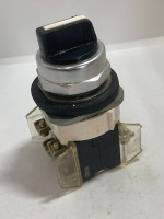 ALLEN BRADLEY 800T-J701KE7B SELECTOR SWITCH 2NO/2NC 30MM