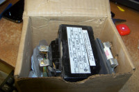 ALLEN BRADLEY 1497-N16 TRANSFORMER 130VA PRI 220/240/440/480 SEC 110/120
