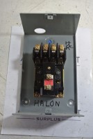 ALLEN BRADLEY 700-BR401A1 RELAY 60AMP 4P 4NO 110/120VAC COIL W/ENCLOSURE