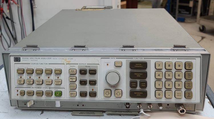 AGILENT 8566B ANALYZER