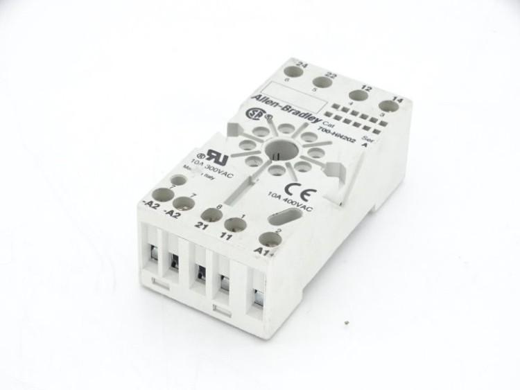 ALLEN BRADLEY 700-HN202 RELAY SOCKET 10AMP 8PIN 300VAC