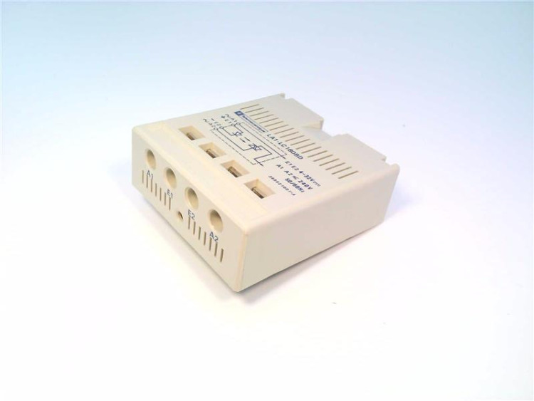 GROUPE SCHNEIDER LA1-LC180BD INTEGRAL STARTER INTERFACE MODULE 240VAC 32A T GROUPE SCHNEIDER LA1-LC180BD INTEGRAL STARTER INTERFACE MODULE 240VAC 32A T
