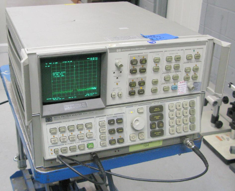 AGILENT 8567A ANALYZER AGILENT 8567A ANALYZER