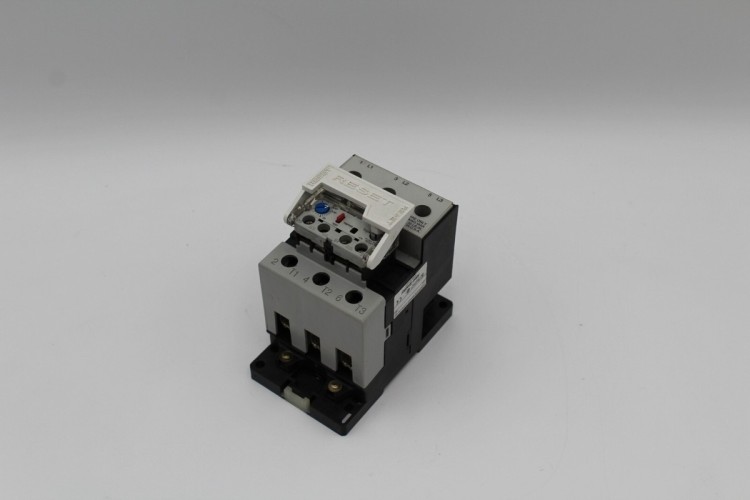ALLEN BRADLEY 193-A1J3 OVERLOAD RELAY 14-45A CLASS10 MANUAL RESET ALLEN BRADLEY 193-A1J3 OVERLOAD RELAY 14-45A CLASS10 MANUAL RESET