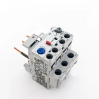 ALLEN BRADLEY 193-EA1FB OVERLOAD RELAY SOLID STATE 3.7-12AMP MANUAL RESET